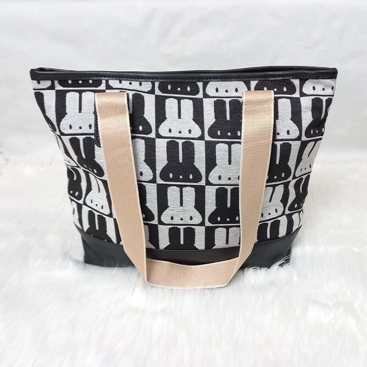 Versatile canvas bag (Black rabbit) - Image 3